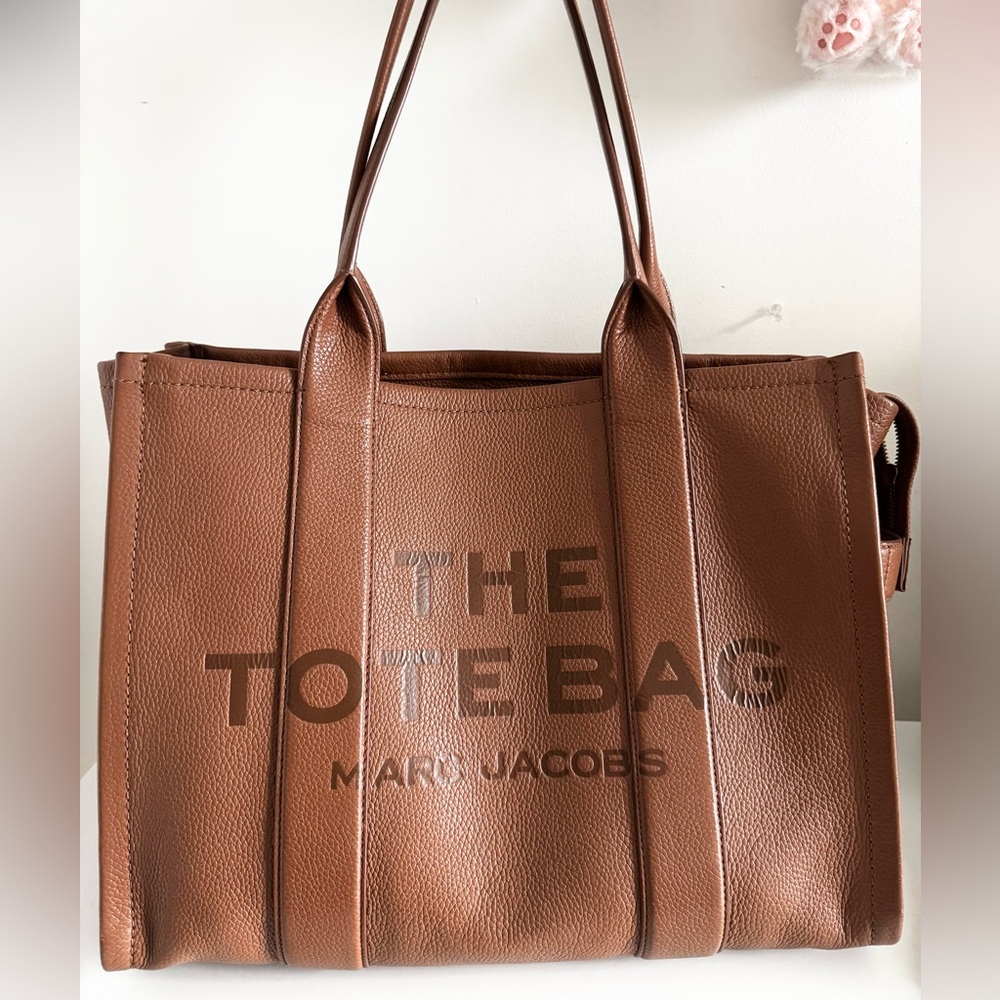 Marc Jacobs Tan Leather Tote Bag